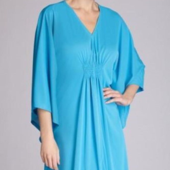 natori short caftan